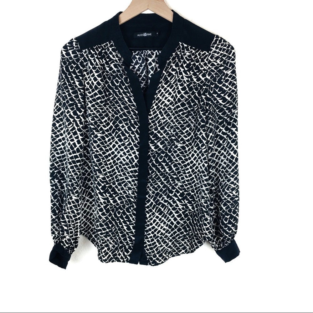 Alice and Trixie Printed Long Sleeve Button Down